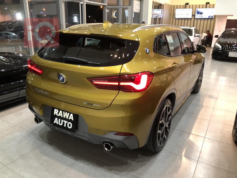 BMW X2